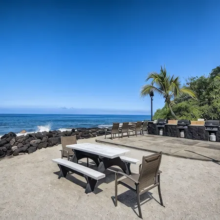 Kona Isle B34 - Ocean View, Top Floor with Full AC. Peaceful Oceanfront Complex.