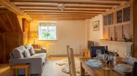 Old Mill Barn (2 Bedrooms) Grade II listed in the Cotswolds - 4-Star