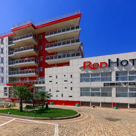 Red Hotel (Рэд Отель)