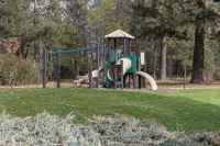 Golf Course View Condo • Quick Walk to Downtown Leavenworth & Resort Pools! - Boutique