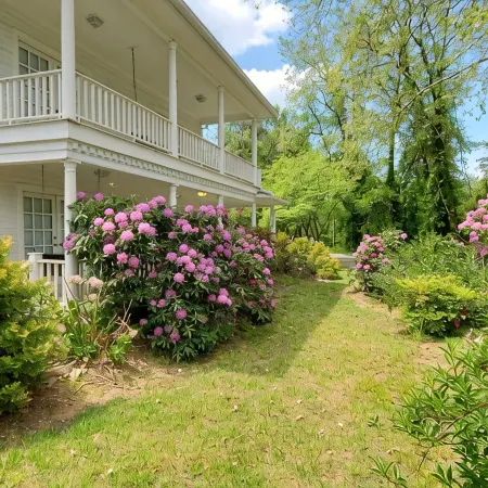 Southern charm Riverside