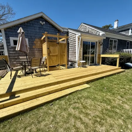 Dennisport! Walk to 3 Public Beaches! Charming 4-bedroom 3 bath House with AC