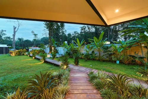 Charming 2-bedroom villa with WiFi, AC, Pool in vibrant Playa Negra,Puerto Viejo - Vila