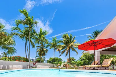 4-bedroom House with private Pool - walking distance to Baha Mar and Beach Hoteles en 