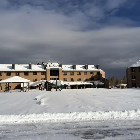Brian head Studio in 3.5 star Cedar Breaks Lodge - Sleeps 4