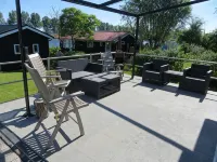 Cozy and rustic cottage plus houseboat on the water - 2 Sao