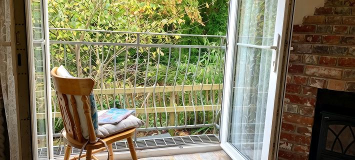 A beautiful, cosy cottage in a peaceful setting with 15% off ferry Ξενοδοχεία στην πόλη Shanklin