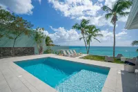Beach Front House: An Exceptional Villa Right on le Diamant Beach - 4つ星
