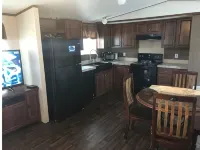 Anchor Inn 3/2 Near Front Beach - Kitchens
