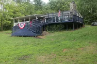 Charming 3-bedroom house on the lake in gorgeous Denver, NC - 民泊