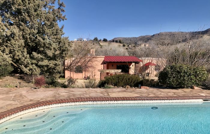 Willow Point Creek Casita with Pool and Hot Tub  (Pet Friendly with fee)