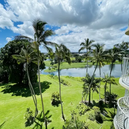 Loko Kai Nani - Stunning Lagoon Views, Pool, A/C