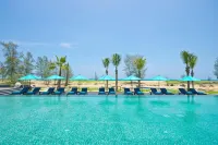 Le Coral Resort - Beach
