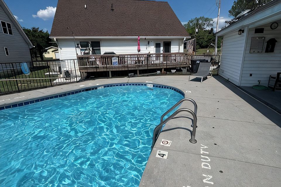 Photo 5 of 6