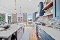 Knoxtopia: Boutique Luxury in the Heart of Downtown Knoxville - 4-Star