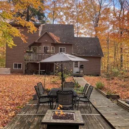 Highly Rated 3 Bed,3 Bath, 0 Cleaning Fee Dog Friendly  Additional Daily Fee.