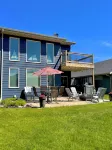 Okoboji Bliss: Luxury Lake Retreat, 3-BR, 2.5 baths, Pools, Family Fun! - 4-Star