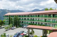 Rodon Hotel and Resort Hotel a 
