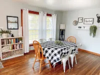 Spacious 3 bedroom home with plenty of green space - 3-Star