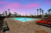 Cozy Casita in Enjoyable Coachella with AC, Fitness Room, WiFi, Peacefulness… - Pools