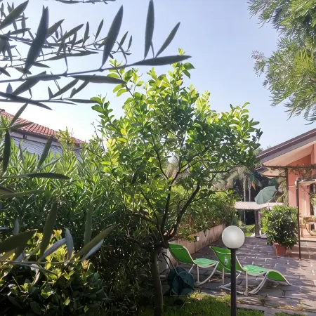 Acqua Chiara Elegant Villa with Garden with Etna View a Stone's Throw from the Sea