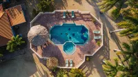 GOLD STANDARD - Pointe House, tip of peninsula , walk to village, 1 BR/2 BA - 4-Star