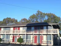 Mountain Country Motor Inn Hotels in Stone County