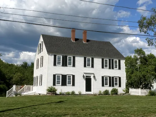 Charming Kennebunkport overlooking the Cape Arundel Golf Course - 4-Star