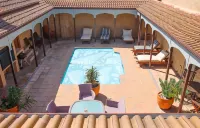 On the Cliff Guest House - Luxury