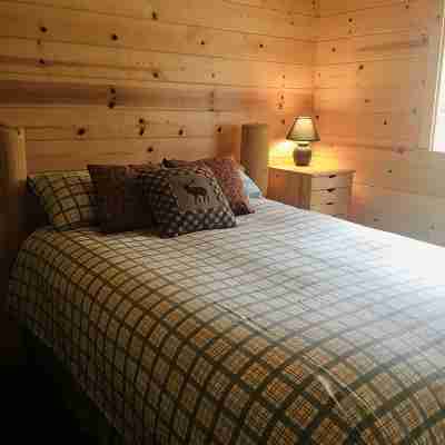 Log House on Denali Airstrip at Mile Post 229.5 of the Parks Highway. Rooms