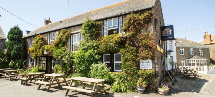 Kings Arms Hotels in Penzance