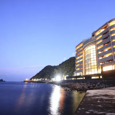 Luxury Wa Hotel Kaze No Kaori Hotels near Kadowaki Bridge