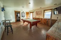 Bozeman Country Retreat ~ Big Sky Views - Homestays