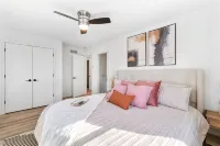 Clear Lake Escape - Lake Views, Pool Table, Ping Pong Table, Fire Pit