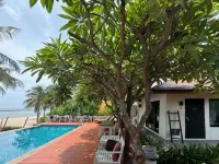 Chidlom Resort - Pool