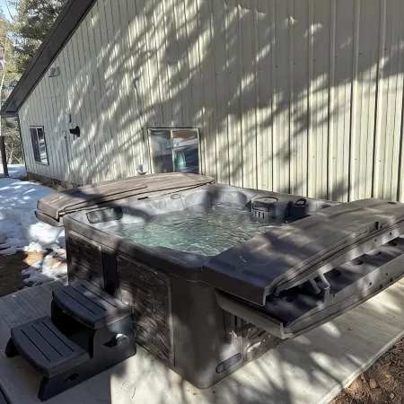 Amazing secluded apartment on 27 acres with Pikes Peak view
