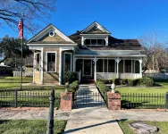 Historical Krezdorn House in the heart of Seguin!