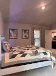 Charming 3-bedroom house with AC, WiFi in lovely Alachua