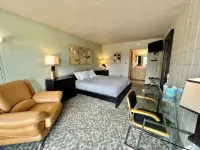 Downtown CF Studio - Free Gated Parking! 520