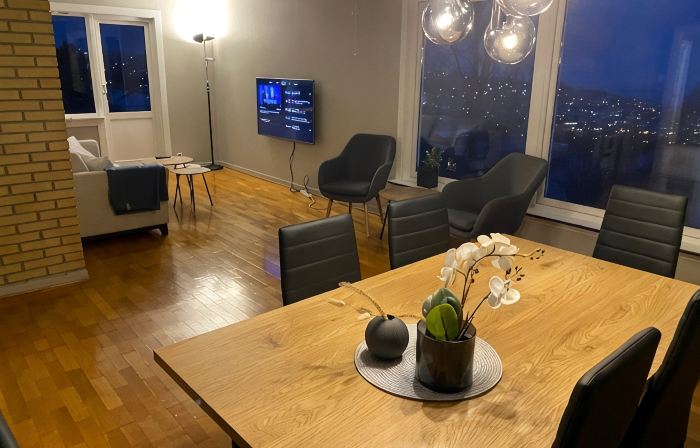 Big central house with a view, free parking(E31)