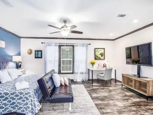 Coco Villa-Hot tub,kayak,paddle,VOLLEYBALL&GAMES!
