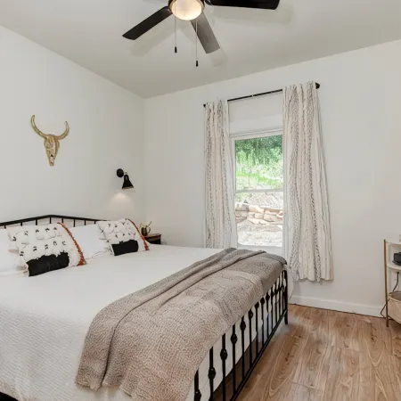 Retreat - Creek, Sliding Rock, Waterfalls, Fishing, Hiking, Hot Tub, Fire Pit