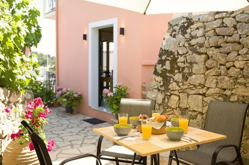 Villa Paxos - 3-Star