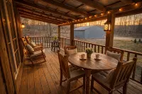 Charming cabin retreat: cozy, scenic, and perfect for a relaxing getaway! - 3-Star