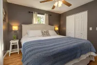 Cozy, Pet Friendly, Professional Host, Convenient Location - 3-Star
