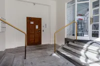 Avantgarde Apartments - 4-Star