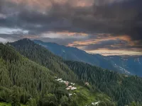 The Charvi Retreat by Exotic Stays - parking