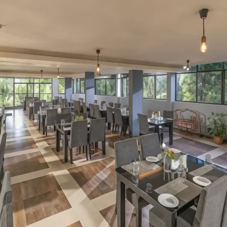 The Mountain Courtyard Thekkady