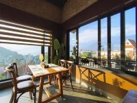 Sapa Pine Hill Eco Lodge - Lodges