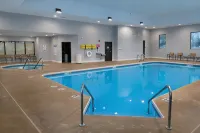 Comfort Suites - Pools